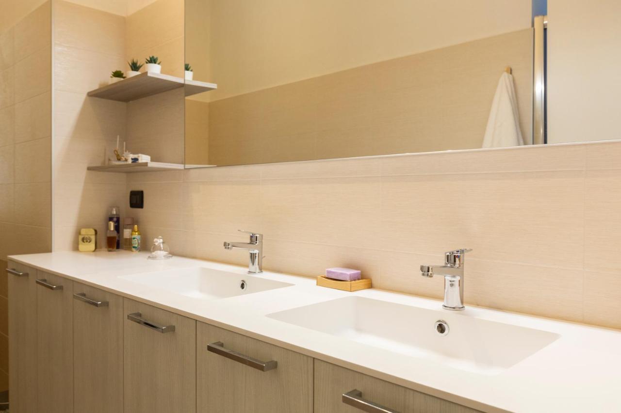 Yellow Line Apartment Milano Ngoại thất bức ảnh