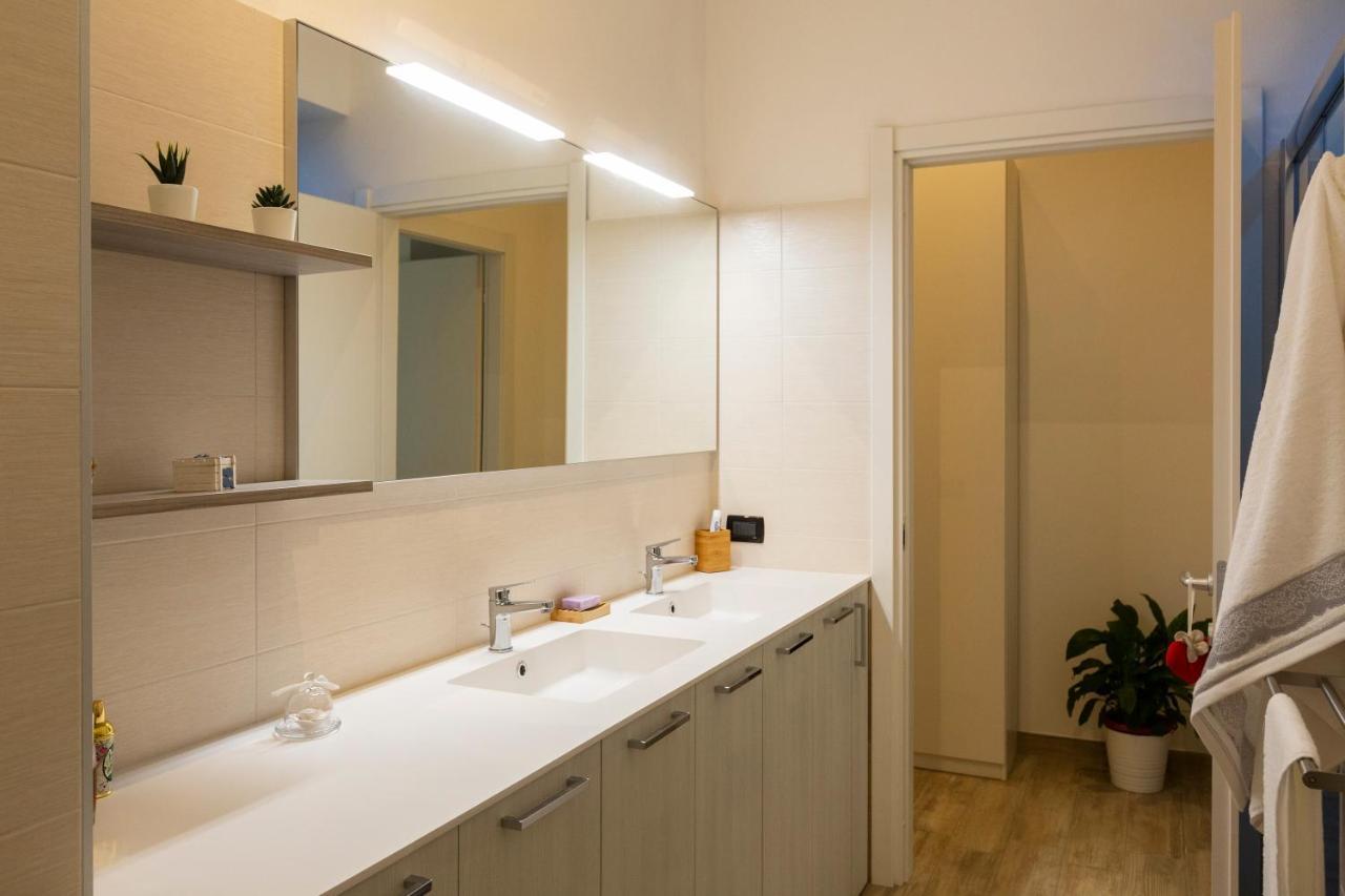 Yellow Line Apartment Milano Ngoại thất bức ảnh